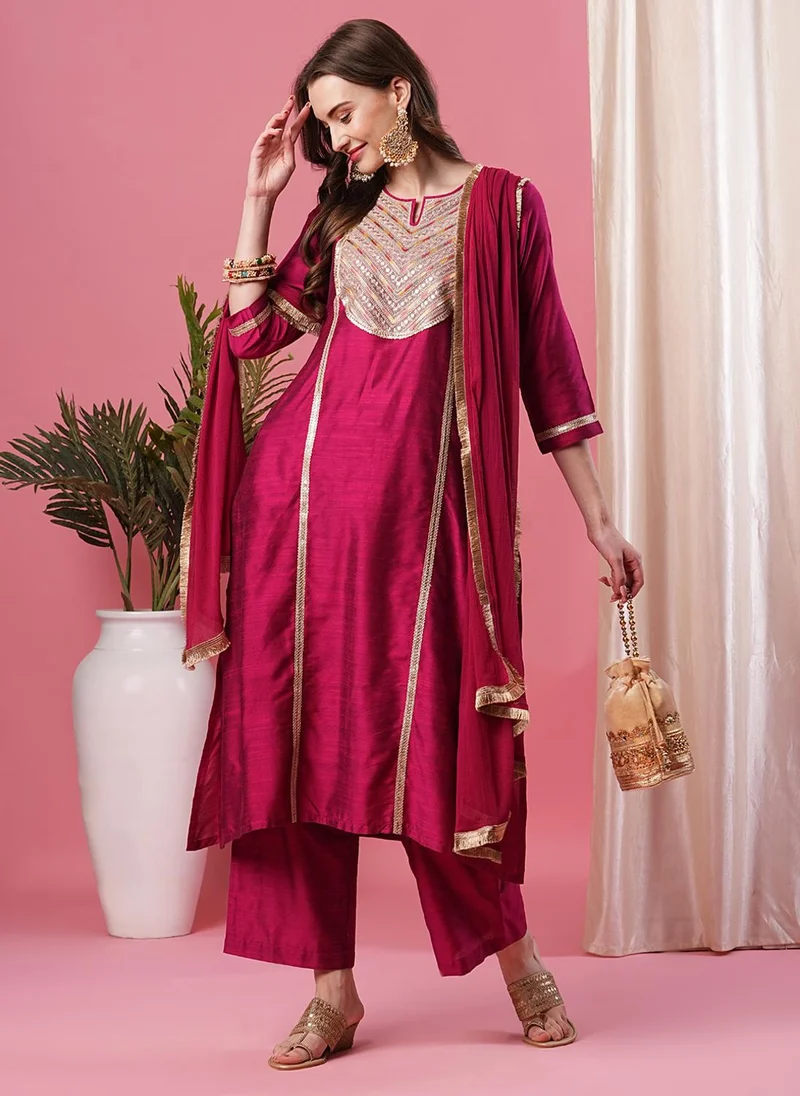 جلو باص Globus Women Magenta Ethnic Motifs Embroidered Panelled Kurta With Trousers & Dupatta Festive Set